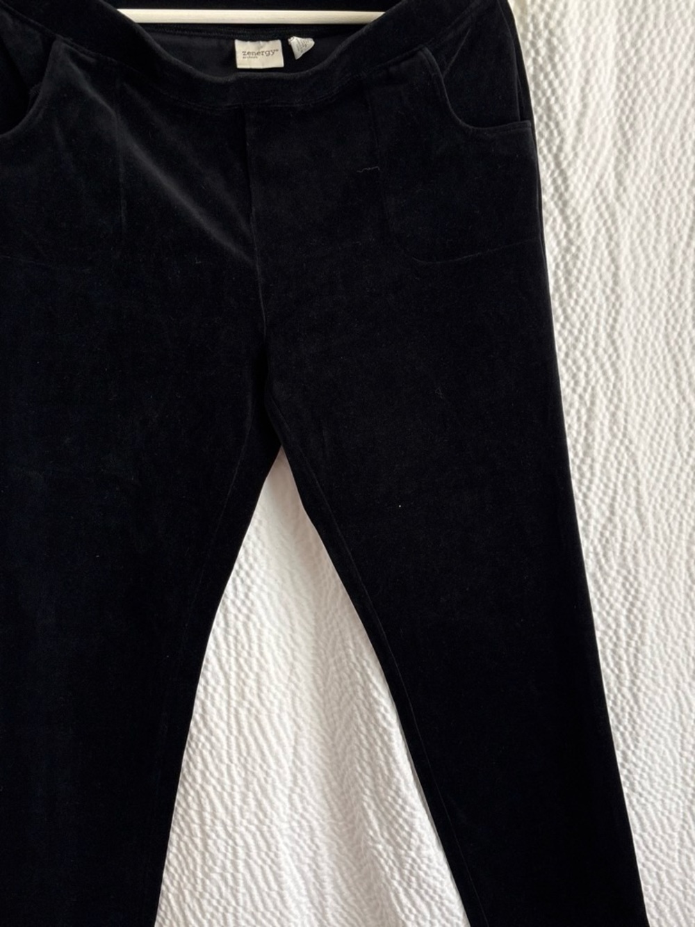 Chico's Women's Straight Leg Jeans in Black